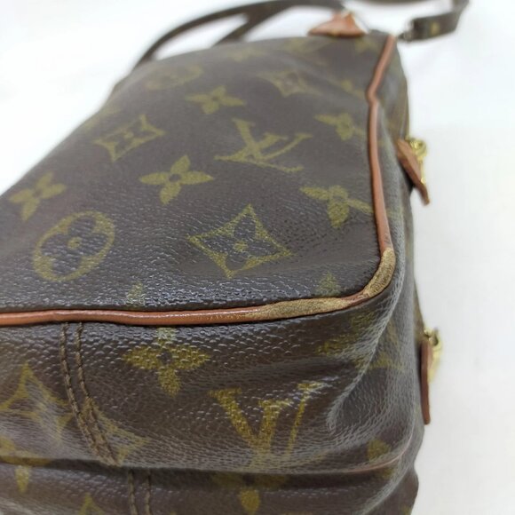 Louis Vuitton - Picture 6 of 9